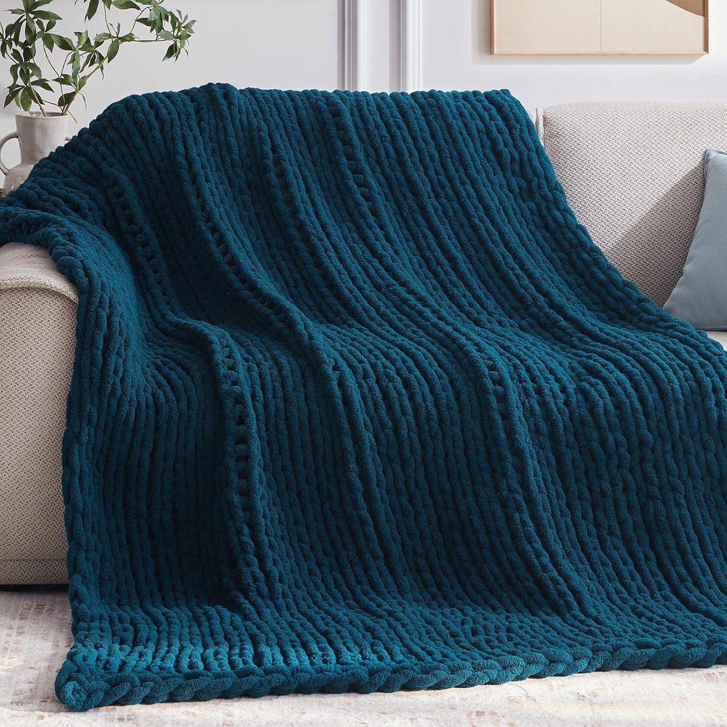 Cozy & Cute Chunky Knit Blanket – Machine Washable Chenille Throw for Couch, Bed & Home Decor